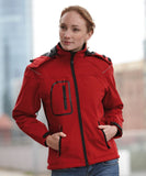 Sieviešu trīsslāņu ziemas softshell jaka James & Nicholson JN 1001